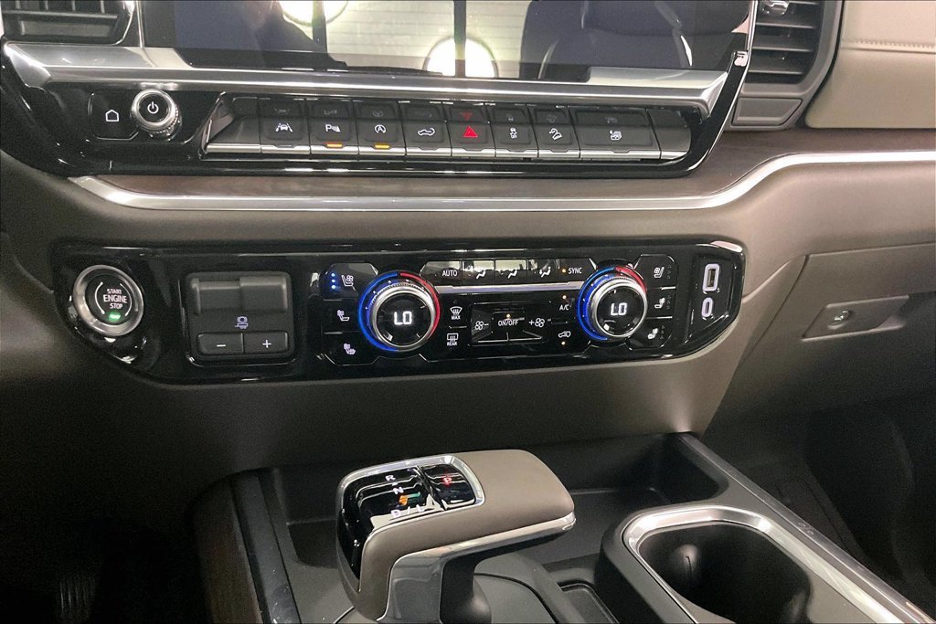 New 2026 GMC Sierra 1500 SLT w/ SLT Convenience Package AWD/4WD image 7