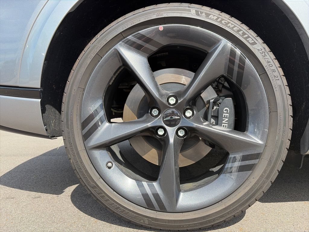 Certified 2026 Genesis GV70 2.5T Sport Prestige AWD/4WD image 23