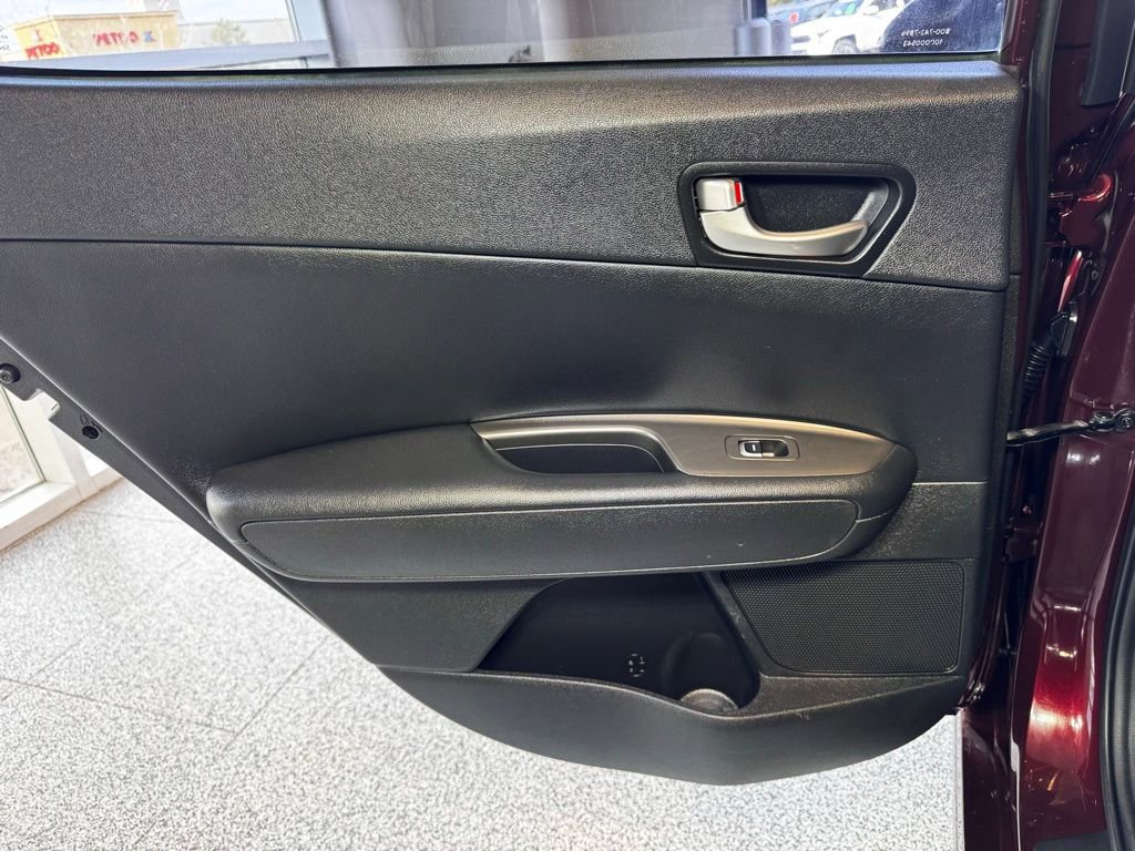 Used 2020 Kia Optima LX image 39