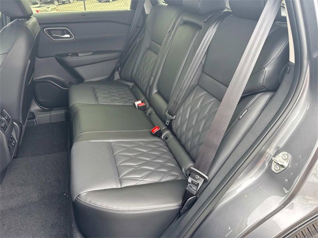 New 2026 Nissan Rogue Platinum image 14