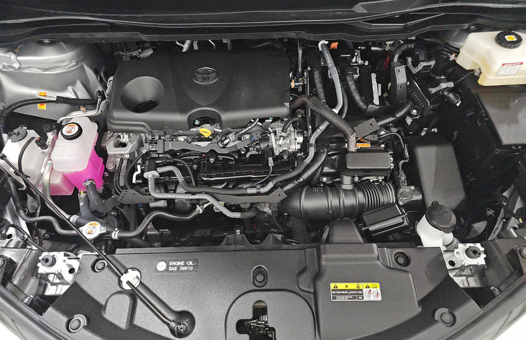 Used 2025 Toyota Sienna XSE FWD image 16