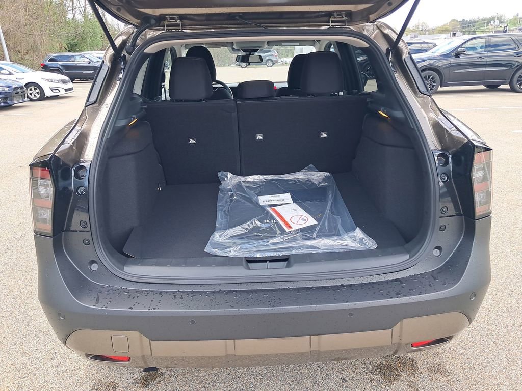 New 2026 Nissan Kicks SV w/ Cold Weather Package AWD/4WD image 24