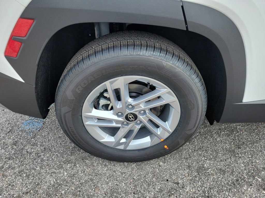 Used 2026 Hyundai Tucson SE image 5