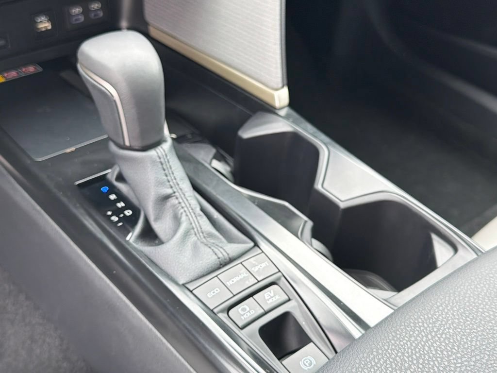 Certified 2026 Toyota Camry SE w/ Multimedia Upgrade Package FWD image 28