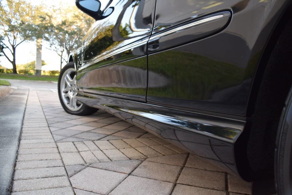 Used 2003 Mercedes-Benz CLK 55 AMG Coupe image 34