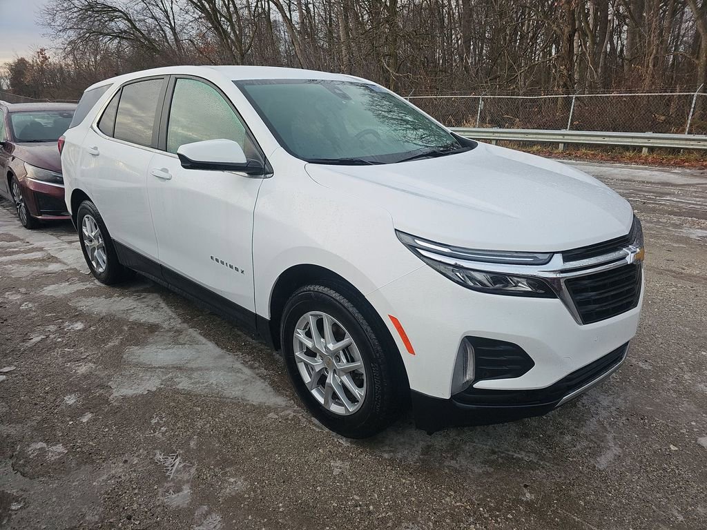 Used 2024 Chevrolet Equinox LT image 19