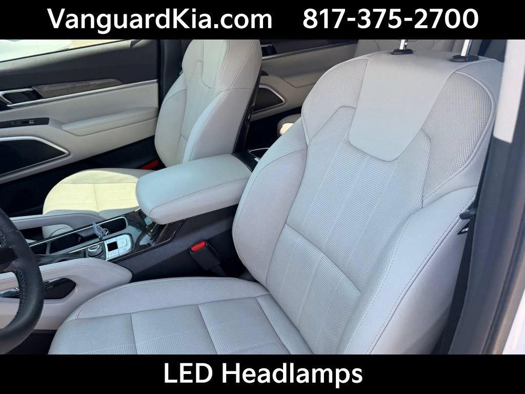 Certified 2021 Kia Telluride EX w/ EX Premium Package AWD/4WD image 13