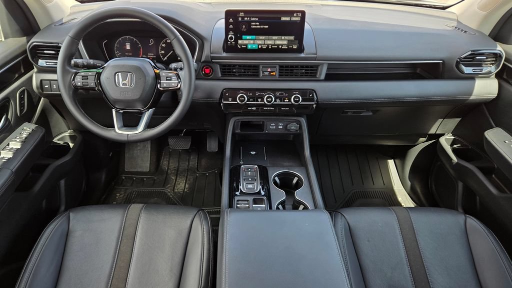 Used 2025 Honda Pilot EX-L image 12