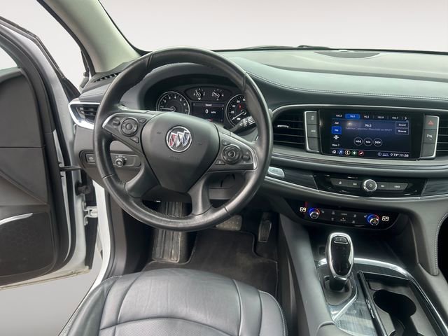 Used 2021 Buick Enclave Essence image 12