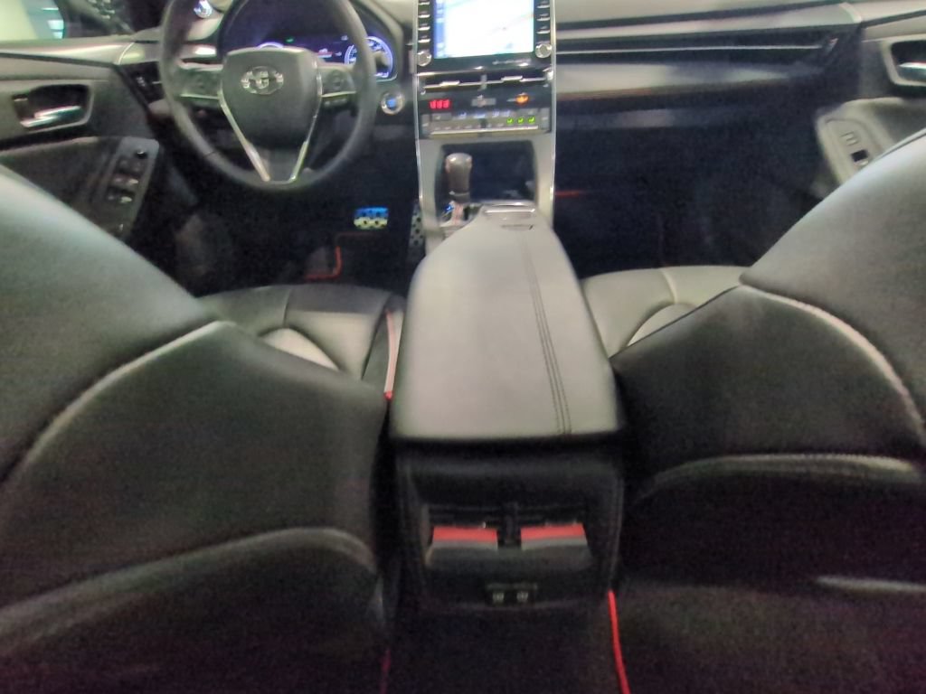 Used 2020 Toyota Avalon TRD FWD image 30