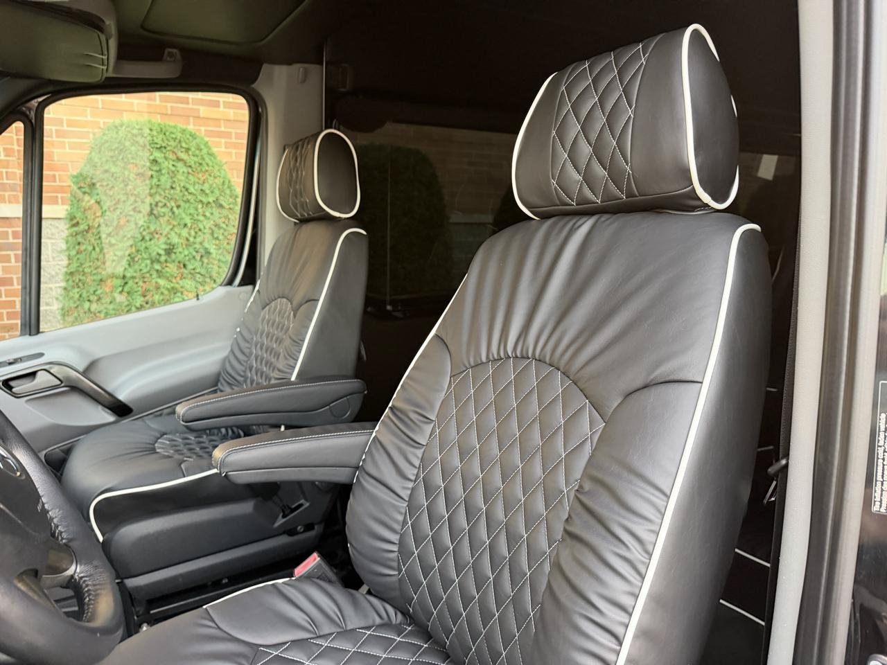 Used 2016 Mercedes-Benz Sprinter 3500 image 18