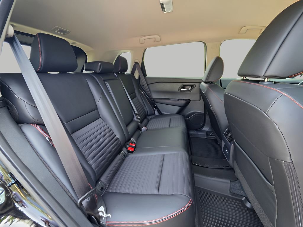 New 2026 Nissan Rogue SV AWD/4WD image 10