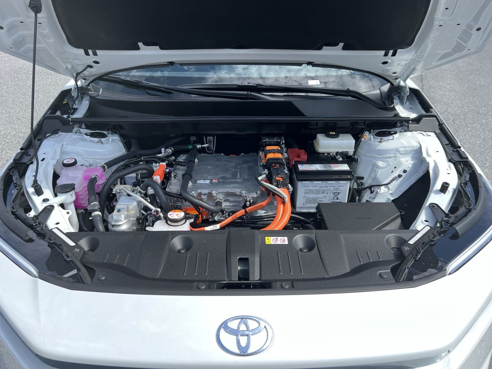 New 2026 Toyota bZ FWD image 33