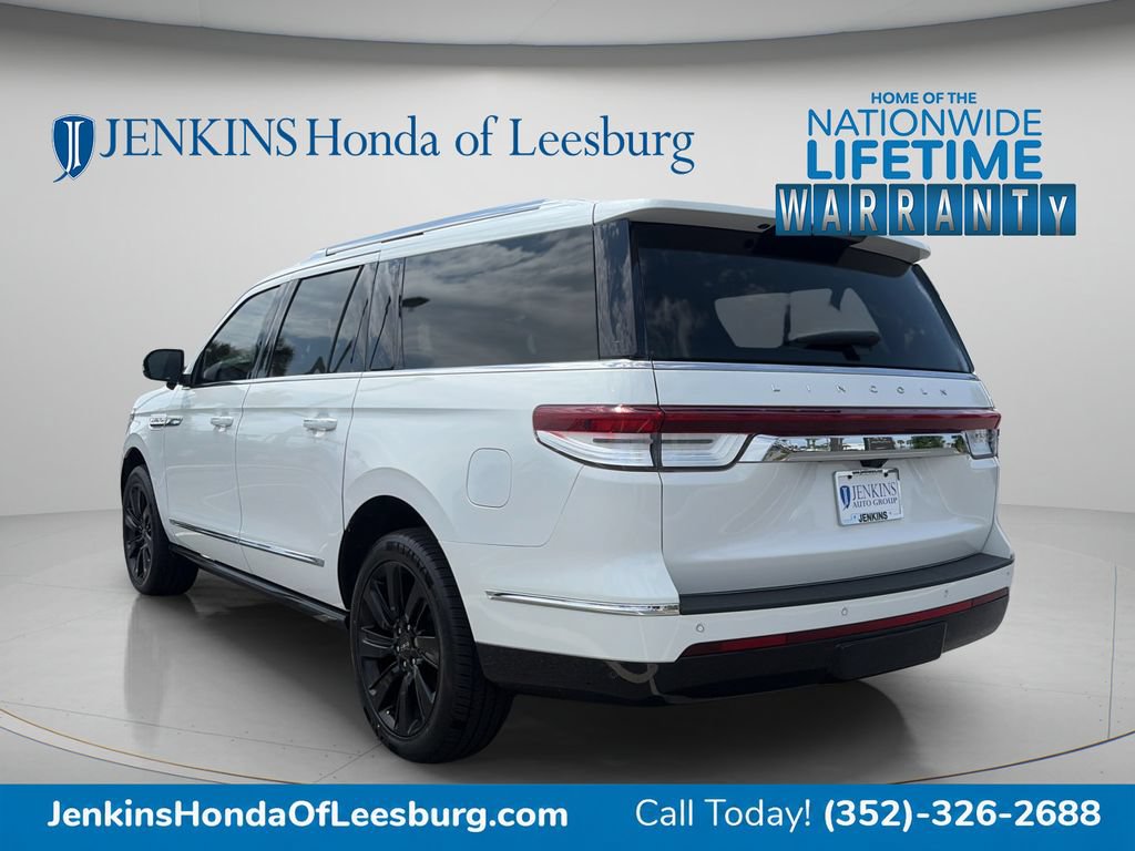 Used 2023 Lincoln Navigator L Reserve AWD/4WD image 5