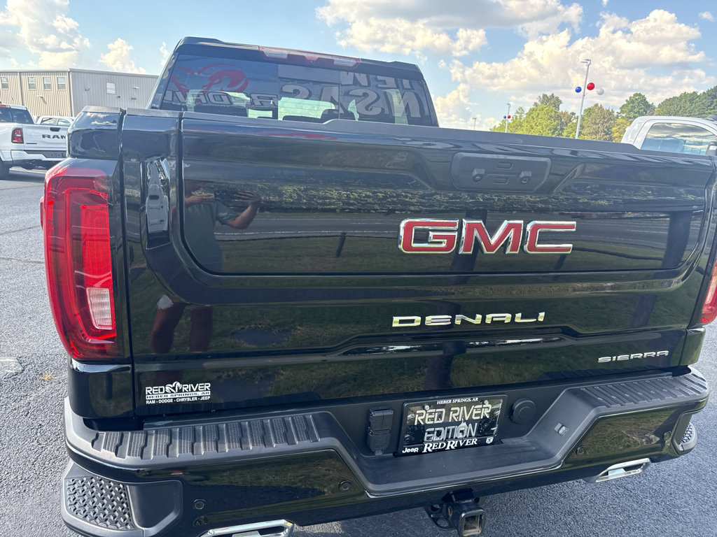Used 2025 GMC Sierra 1500 Denali AWD/4WD image 6