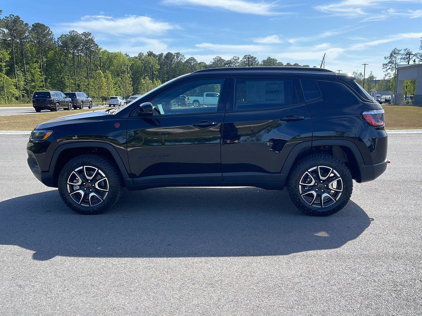New 2026 Jeep Compass Trailhawk image 4