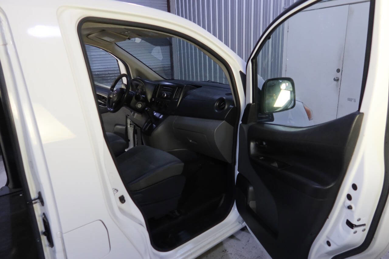 Used 2017 Nissan NV200 S w/ Back Door Glass Package FWD image 12