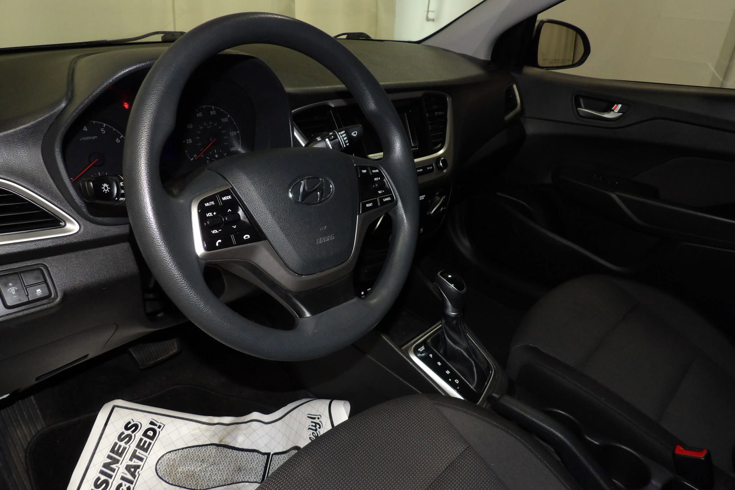 Used 2020 Hyundai Accent SE image 8