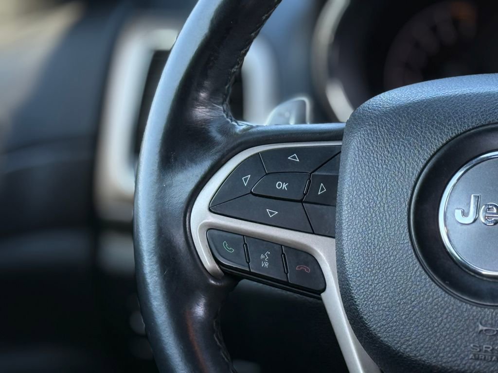 Used 2016 Jeep Grand Cherokee Laredo w/ Quick Order Package 23E image 21