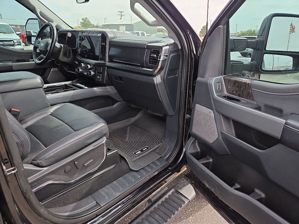 Used 2024 Ford F350 Lariat w/ Lariat Ultimate Package AWD/4WD image 12
