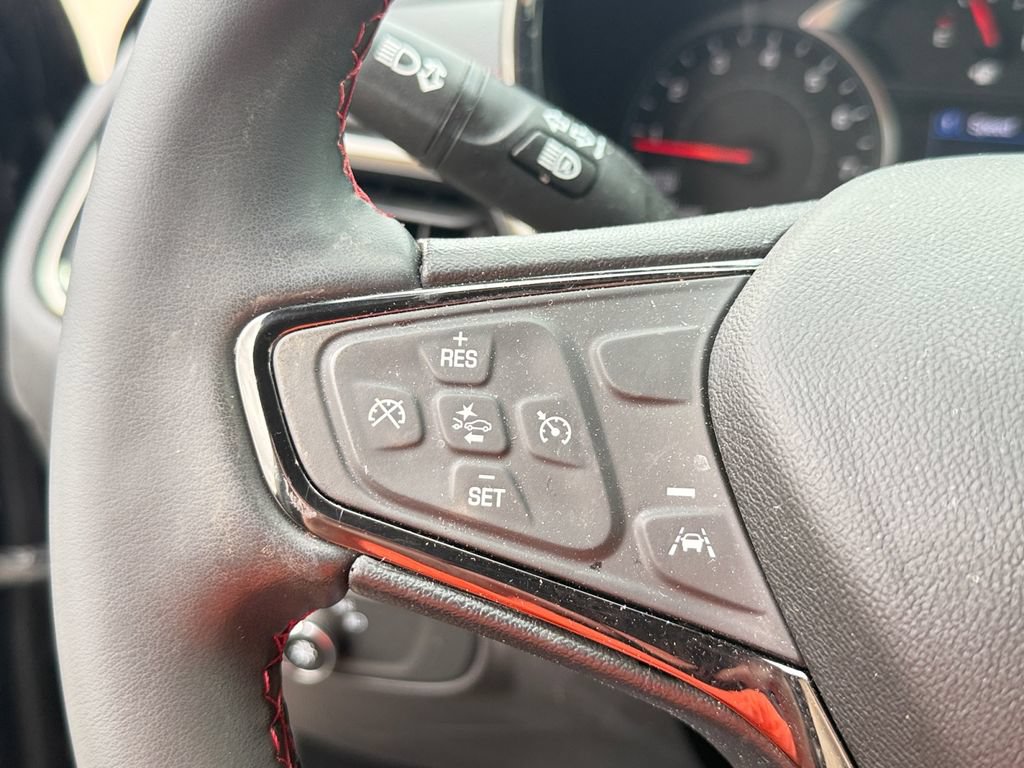 Used 2023 Chevrolet Equinox RS AWD/4WD image 15
