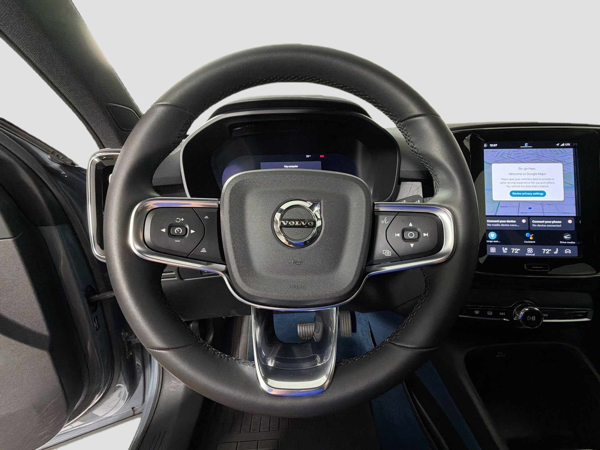 Certified 2023 Volvo C40 P8 Recharge Ultimate AWD/4WD image 12