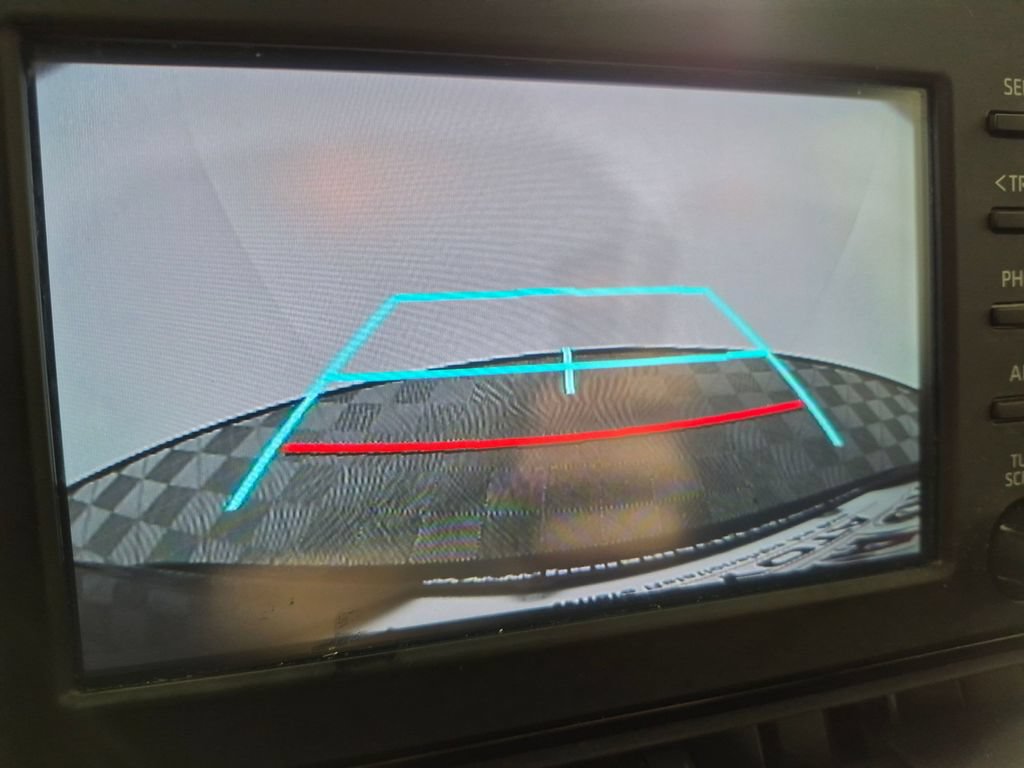 Used 2019 Toyota RAV4 XLE w/ Carpet Mat Package AWD/4WD image 19