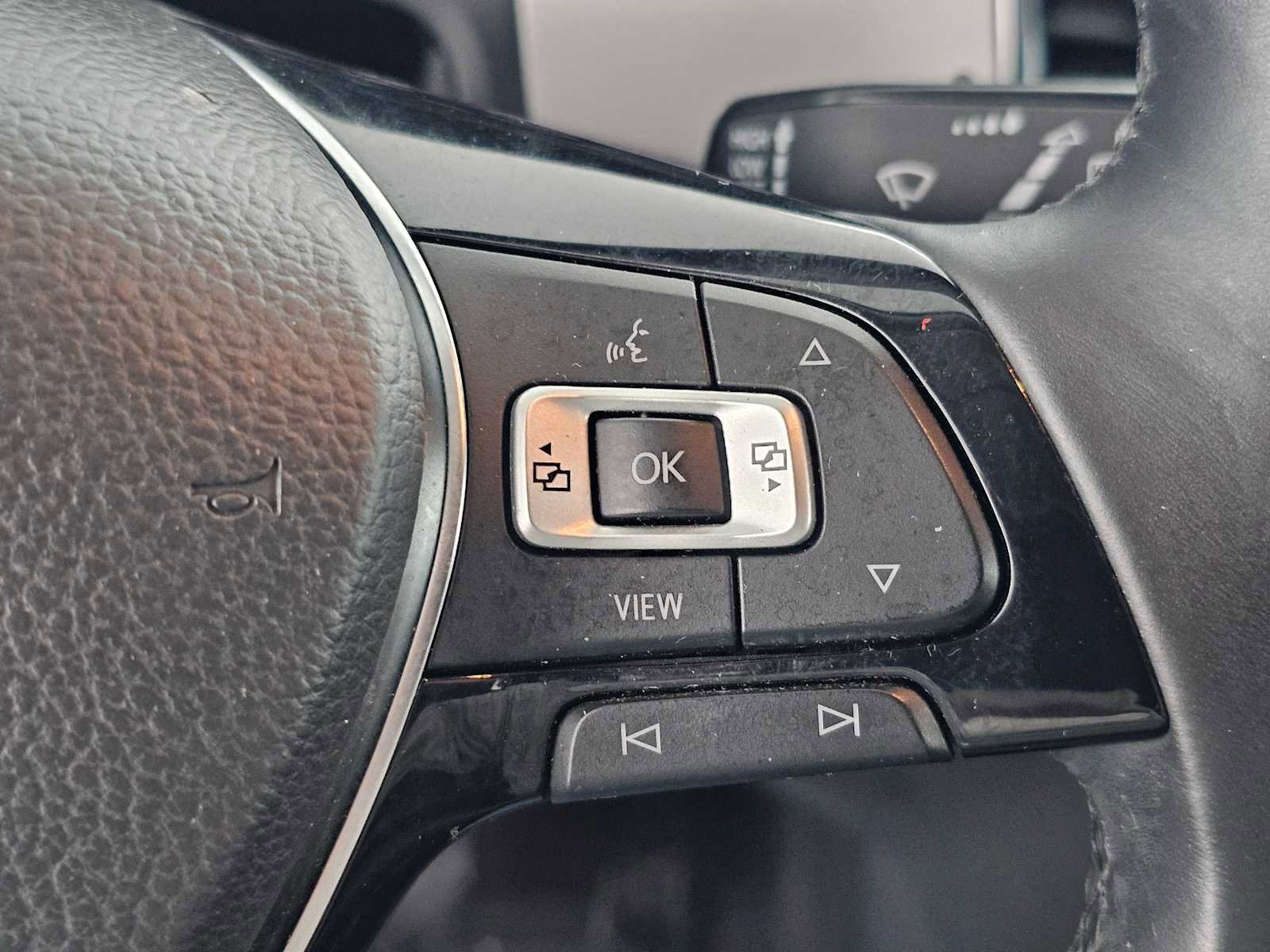 Used 2019 Volkswagen Atlas SEL FWD image 30