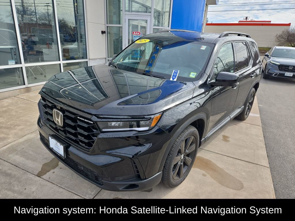Certified 2025 Honda Pilot Black Edition image 7