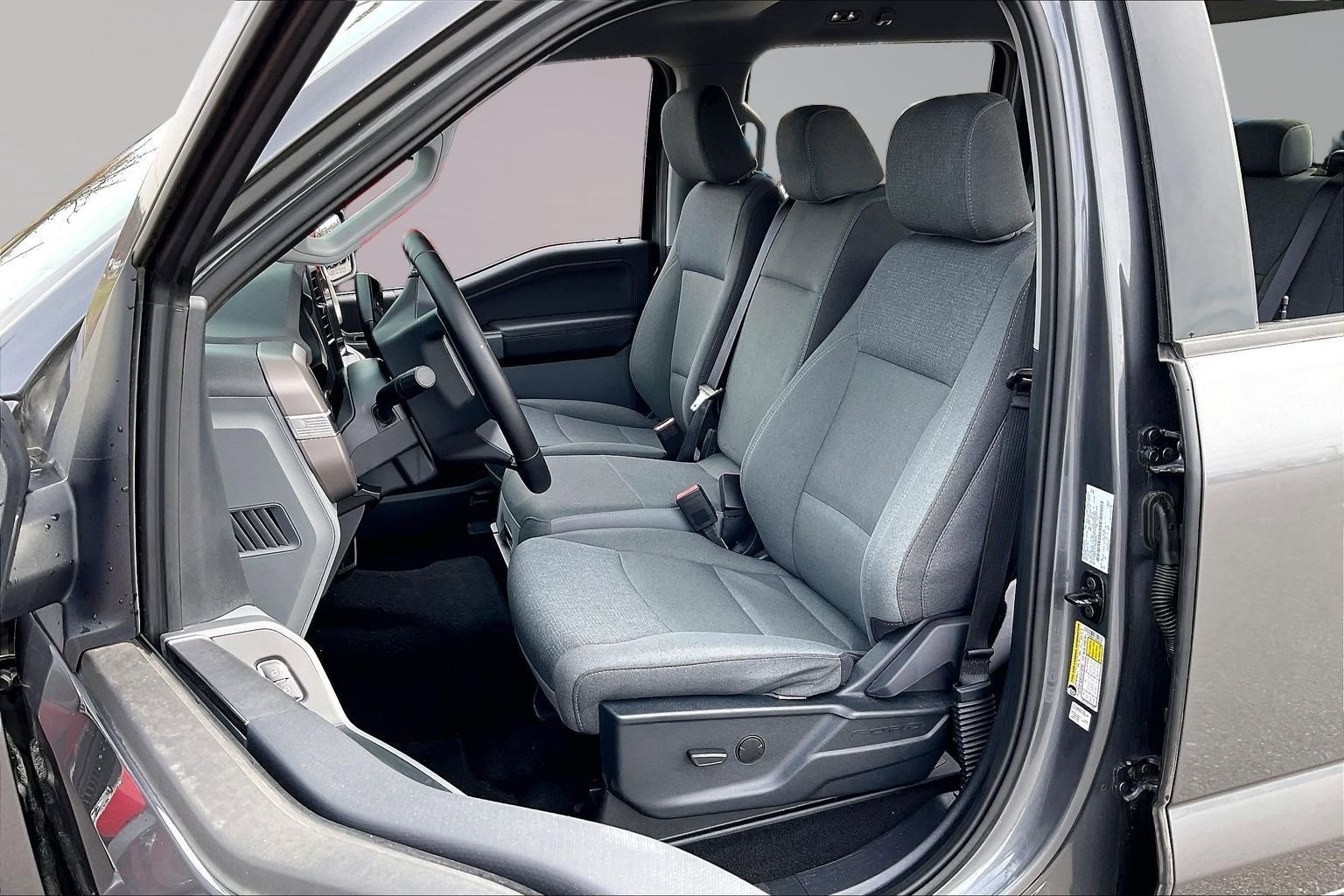 Used 2025 Ford F150 XLT w/ Equipment Group 301A Standard image 25