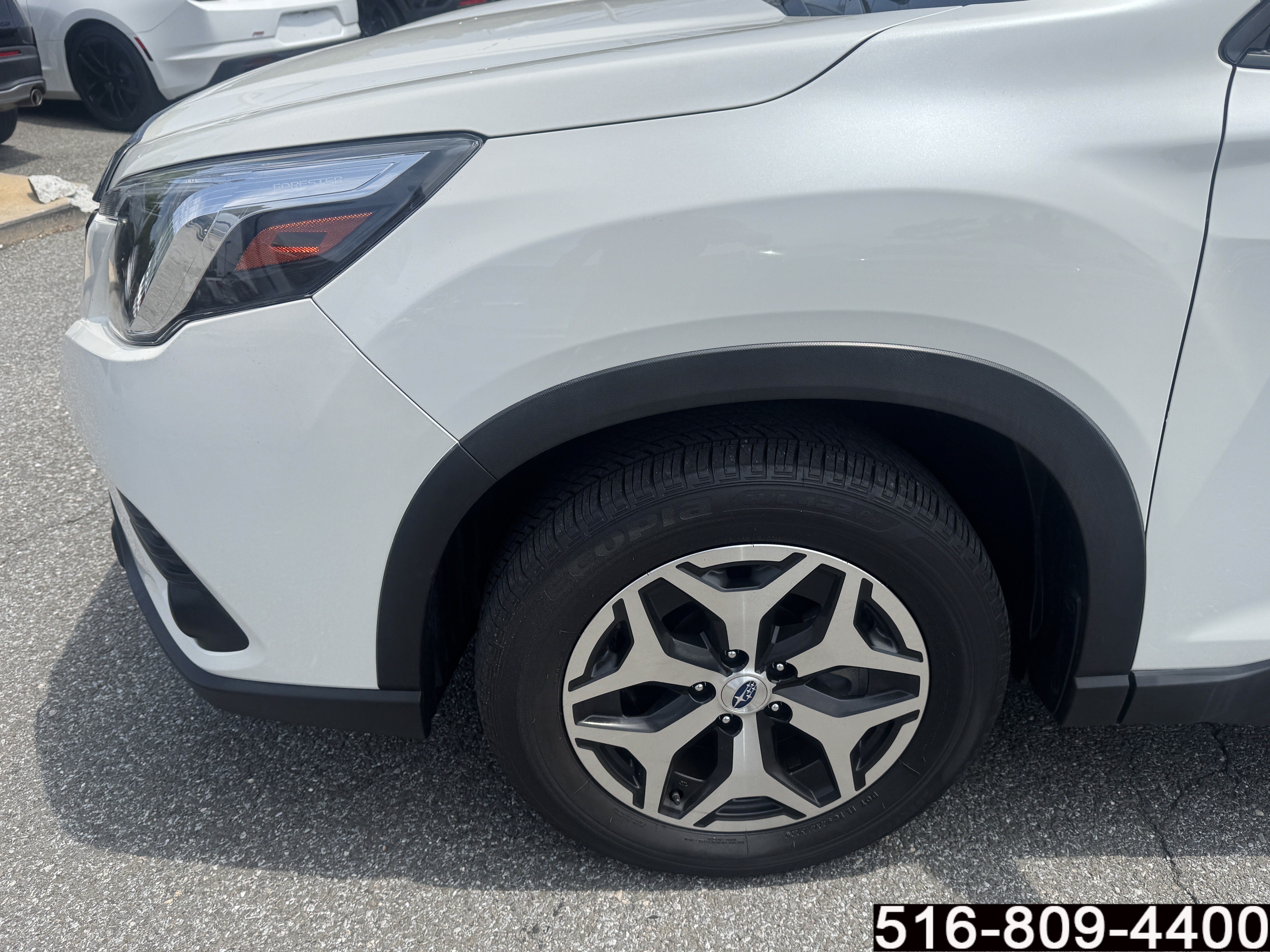 Used 2023 Subaru Forester Premium AWD/4WD image 10