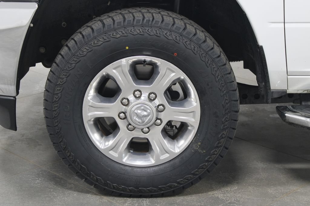 Used 2024 RAM 2500 Big Horn AWD/4WD image 20