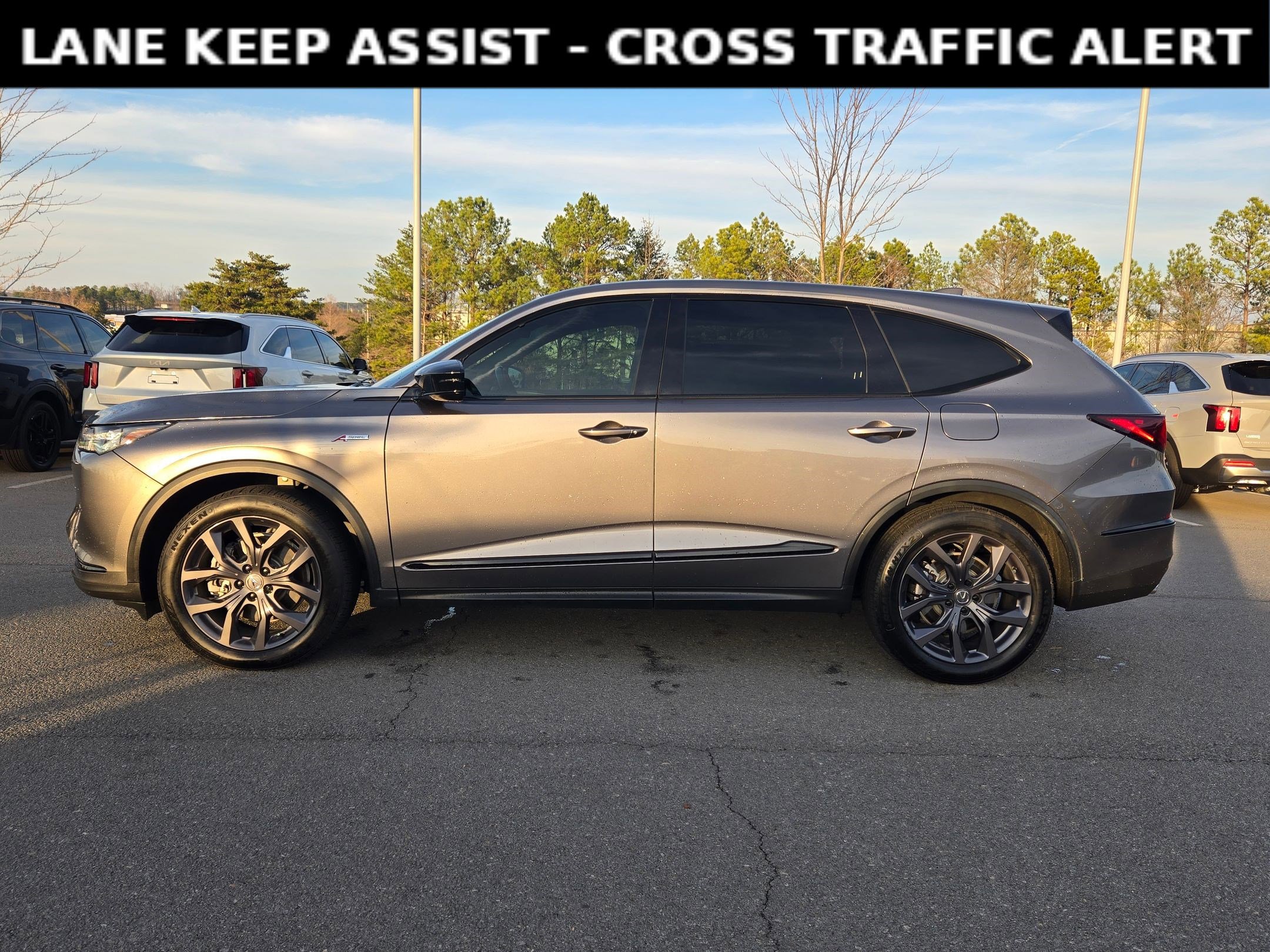 Used 2023 Acura MDX A-Spec image 4