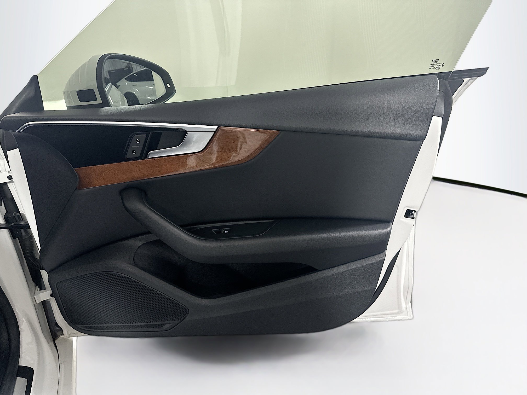 Used 2022 Audi A5 2.0T Premium w/ Convenience Package image 33