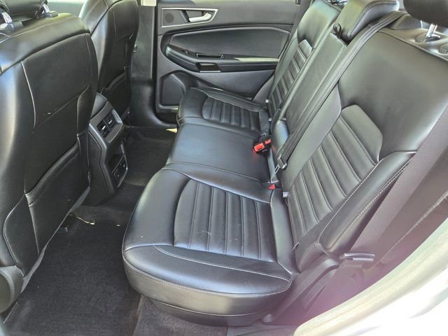 Used 2019 Ford Edge SEL w/ Equipment Group 201A AWD/4WD image 10