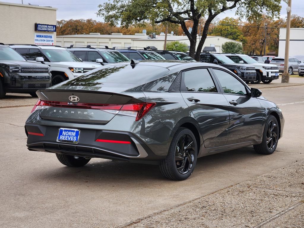 New 2026 Hyundai Elantra Sport FWD image 4