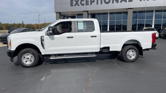 Used 2024 Ford F250 XL image 2