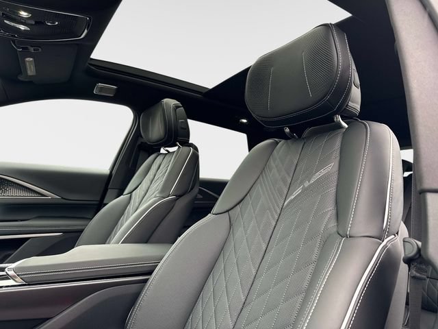 New 2026 Cadillac Lyriq V w/ LPO, Floor Liner Package AWD/4WD image 19
