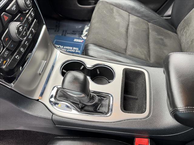 Used 2019 Jeep Grand Cherokee Laredo w/ Laredo X Package image 16