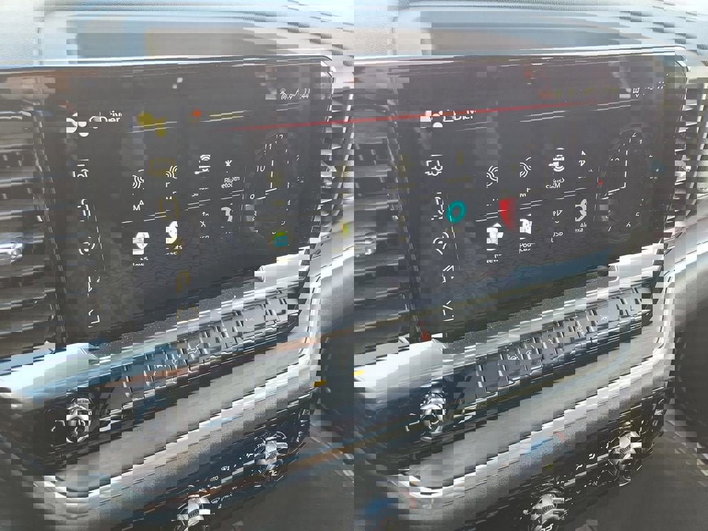 Used 2024 GMC Sierra 1500 SLT image 24