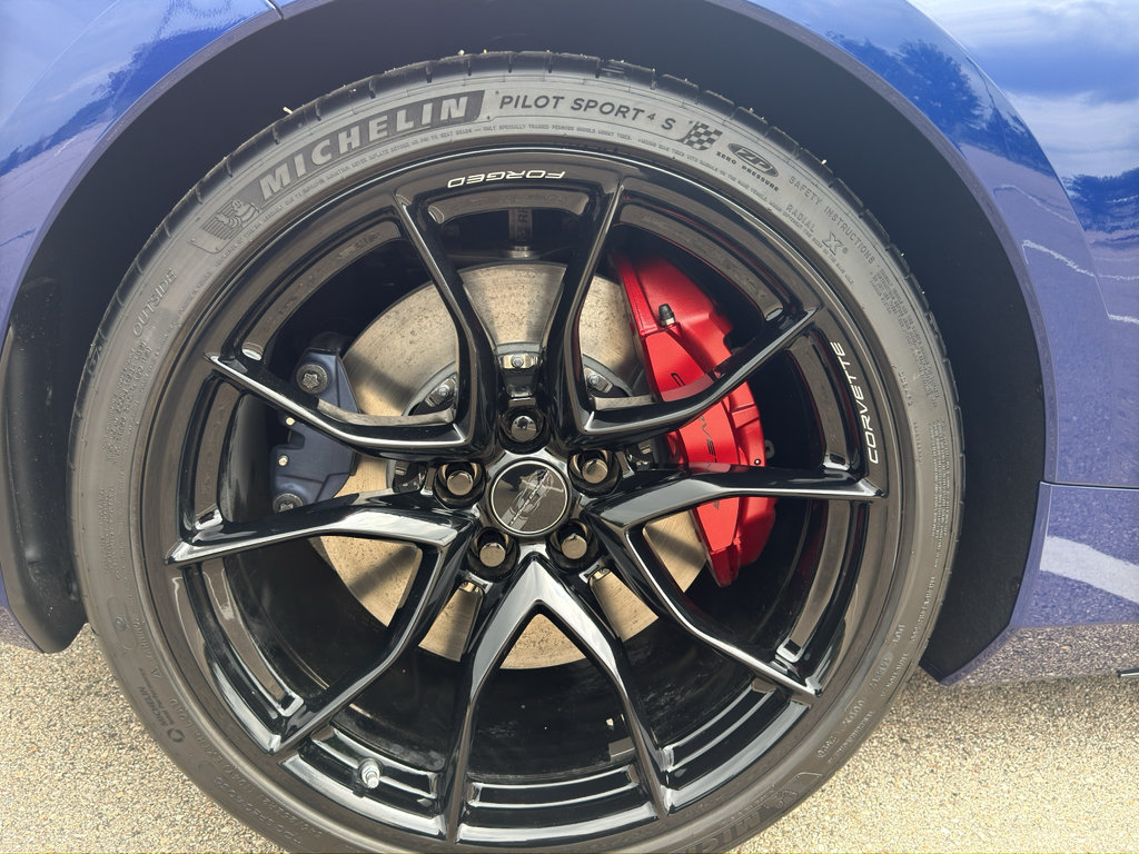 New 2027 Chevrolet Corvette Grand Sport w/ Z52 Sport Performance Package RWD image 18
