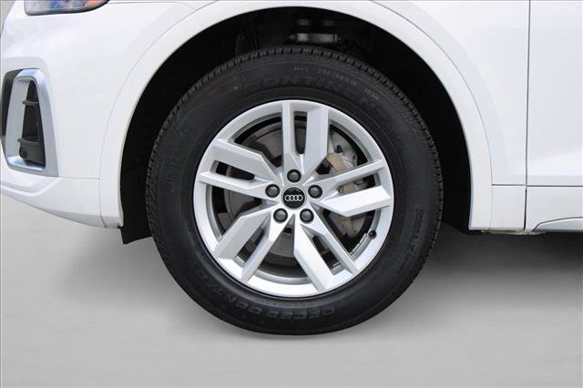 Used 2023 Audi Q5 2.0T Premium w/ Convenience Package AWD/4WD image 15