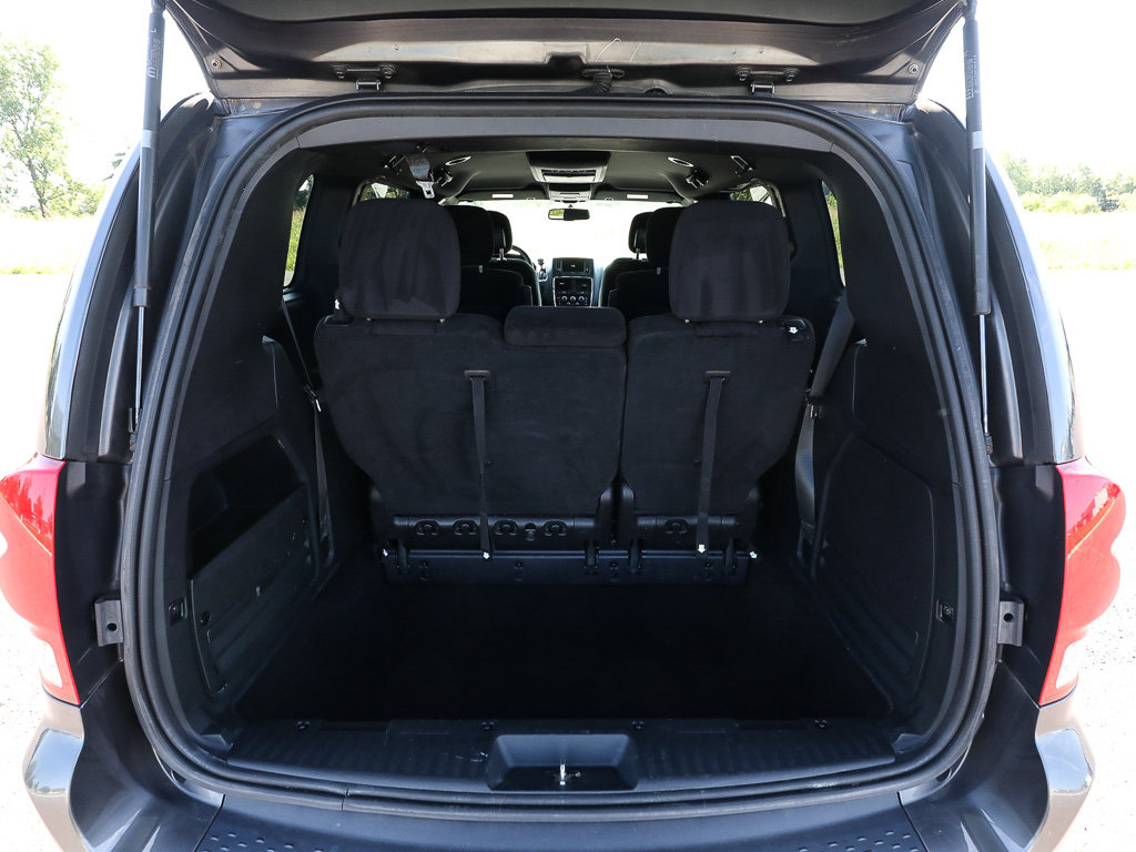 Used 2014 Dodge Grand Caravan SE FWD image 7