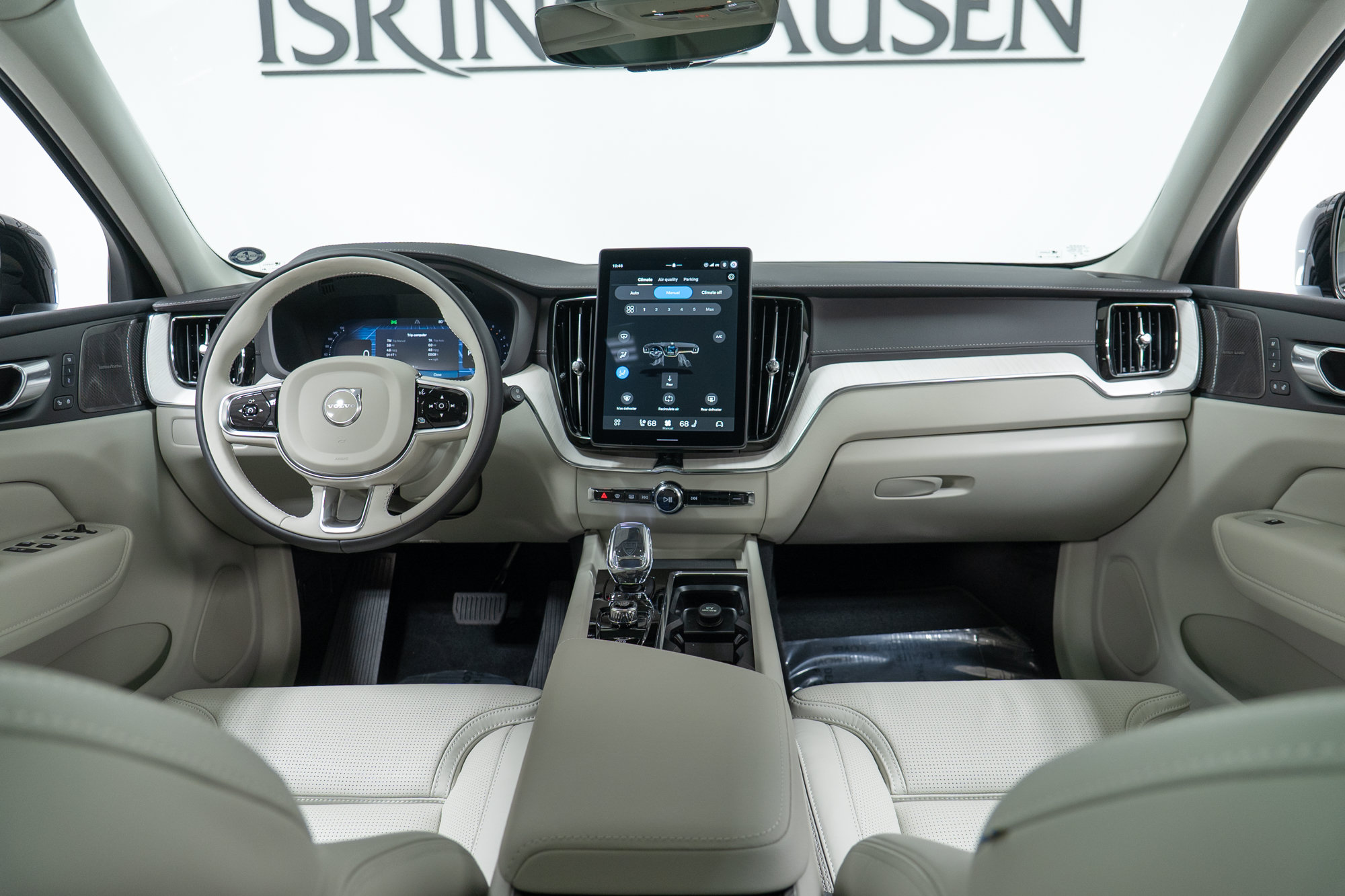 New 2027 Volvo XC60 B5 Ultra AWD/4WD image 15