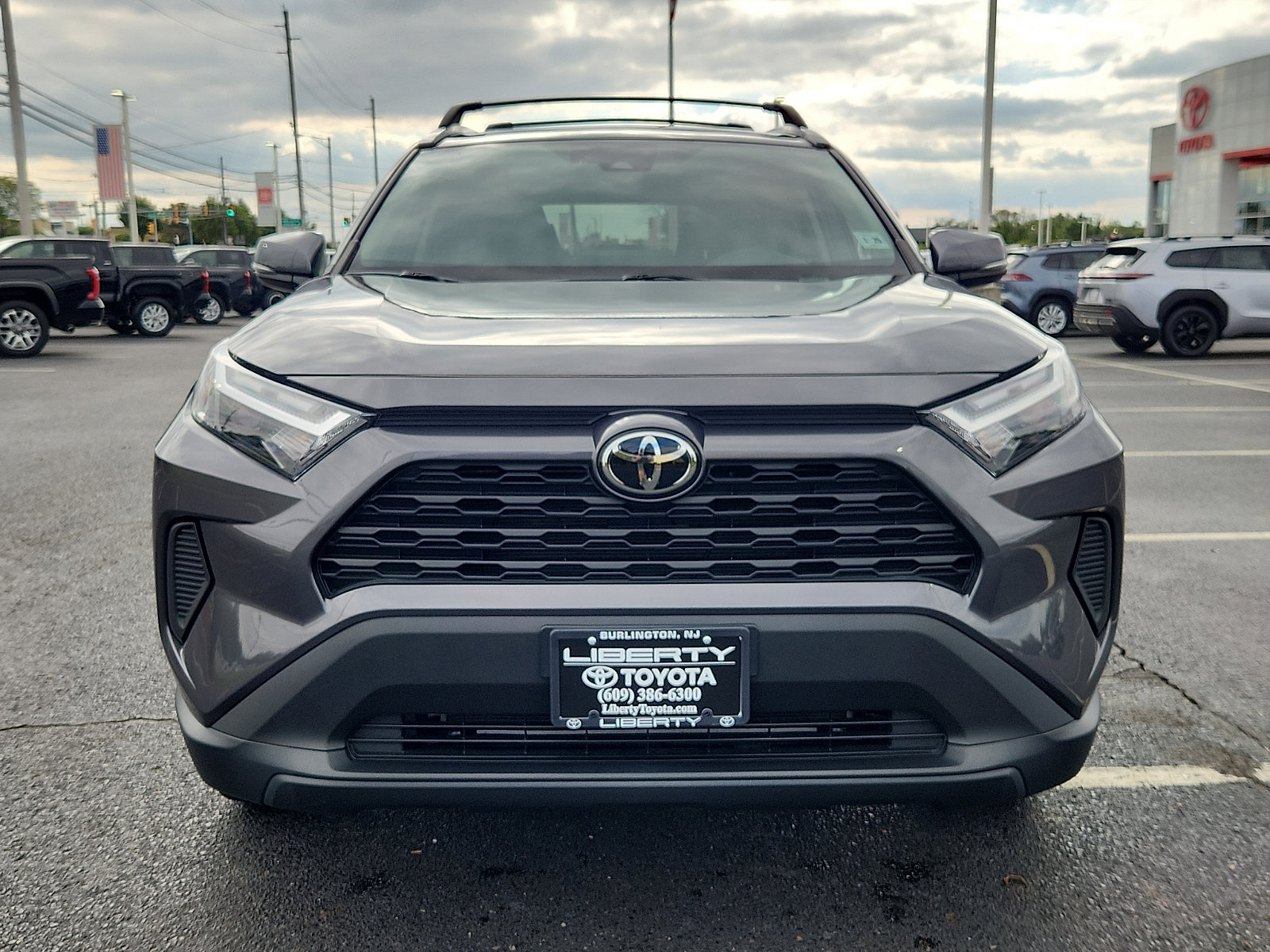 Used 2024 Toyota RAV4 XLE w/ Convenience Package AWD/4WD image 2