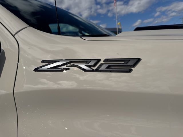 Used 2026 Chevrolet Silverado 1500 ZR2 w/ Dark Appearance Package AWD/4WD image 10