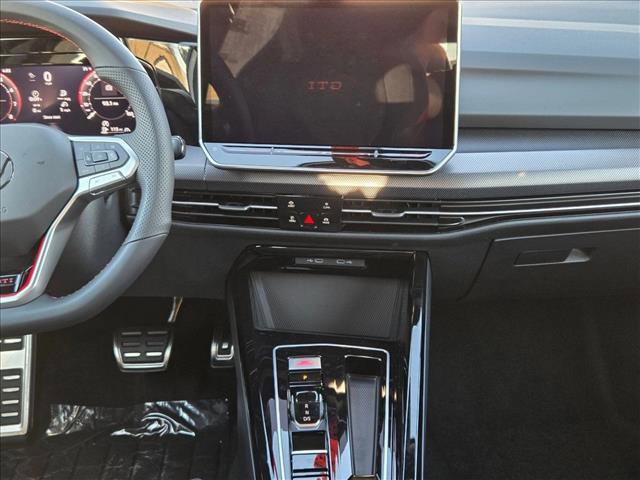 New 2026 Volkswagen Golf SE image 12