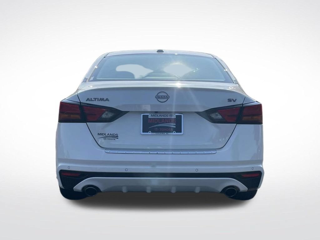 Used 2023 Nissan Altima 2.5 SV w/ SV Premium Package AWD/4WD image 5