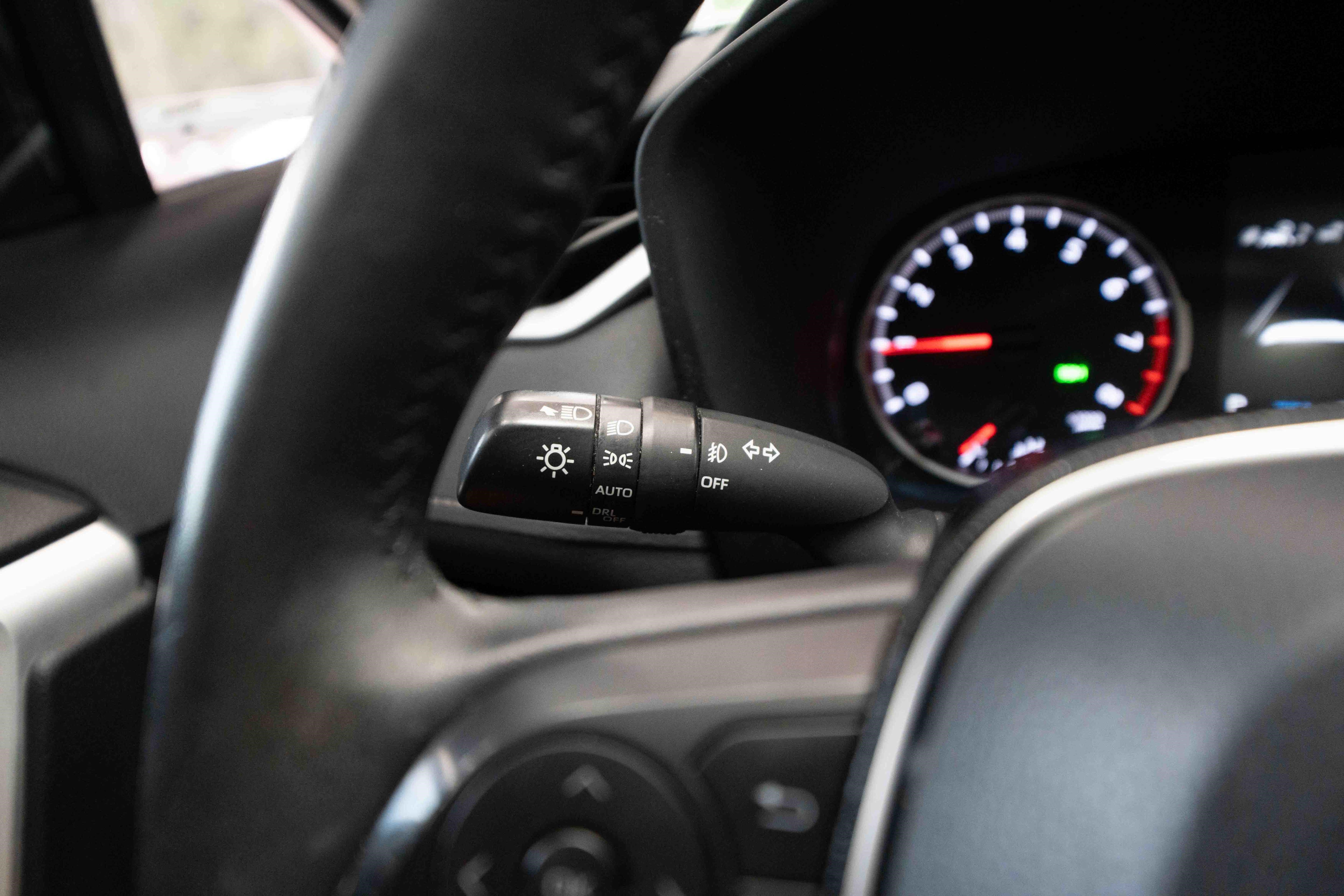 Certified 2020 Toyota RAV4 XLE Premium AWD/4WD image 14