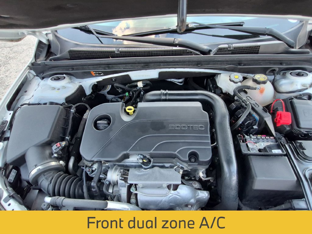 Used 2023 Chevrolet Malibu LT FWD image 14